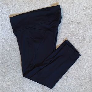 Black leggings ankle